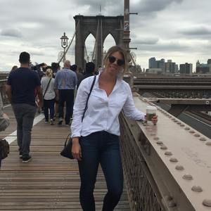 Meet your Posher, Laura